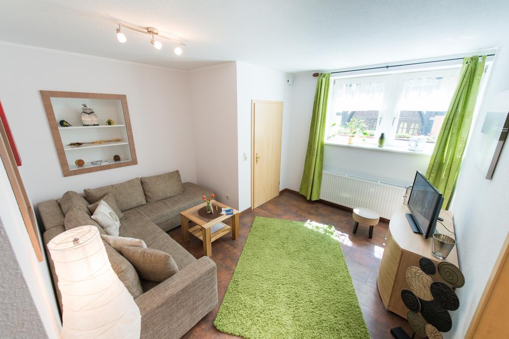 Apartmenthaus Im Stieg เควดลินบวร์ก ห้อง รูปภาพ