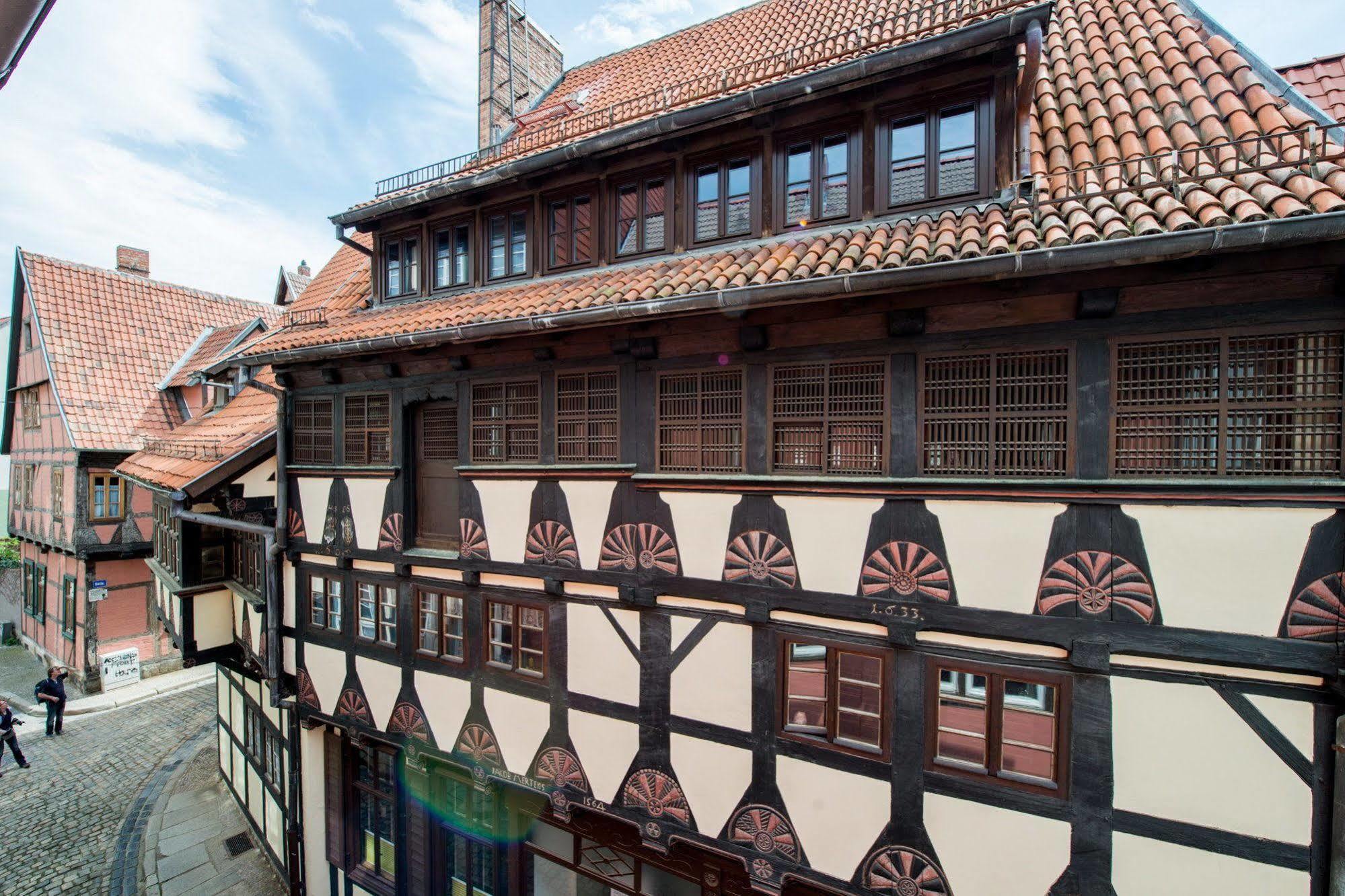Apartmenthaus Im Stieg เควดลินบวร์ก ภายนอก รูปภาพ