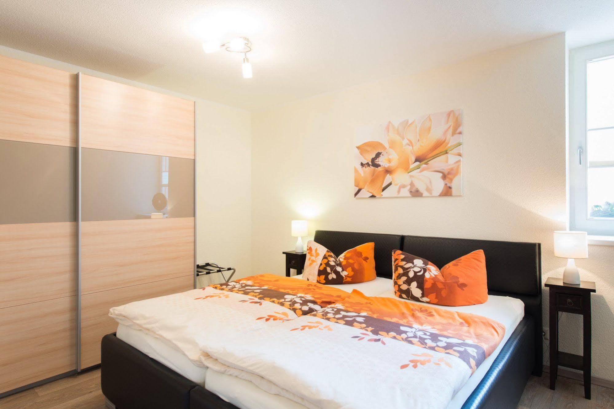 Apartmenthaus Im Stieg เควดลินบวร์ก ภายนอก รูปภาพ